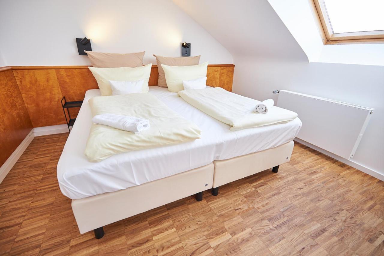 Erck- Flair Hotel & Restaurant Bad Schonborn Buitenkant foto