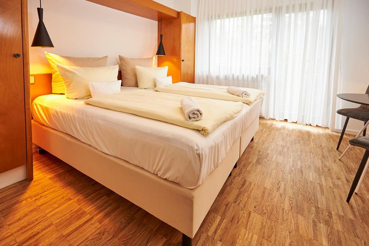 Erck- Flair Hotel & Restaurant Bad Schonborn Buitenkant foto