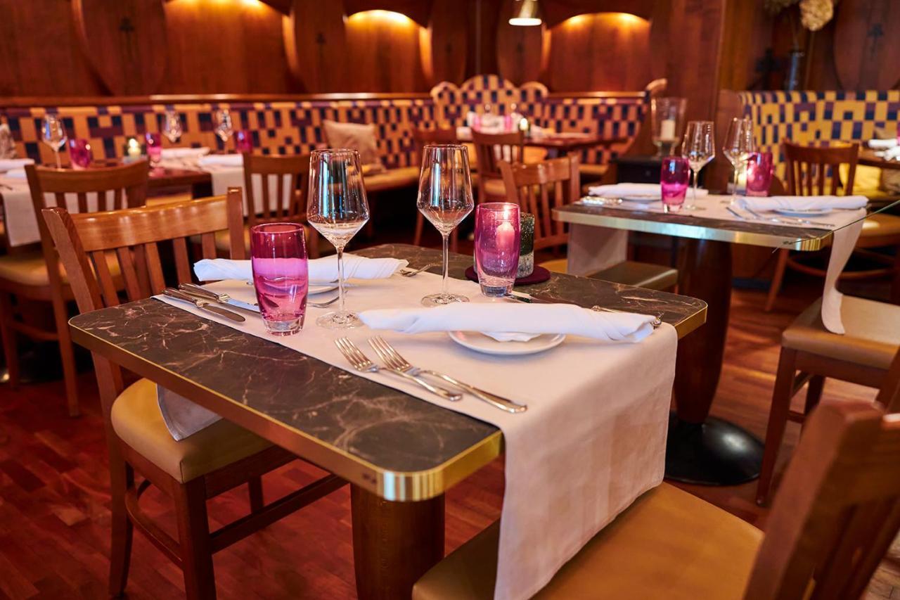 Erck- Flair Hotel & Restaurant Bad Schonborn Buitenkant foto
