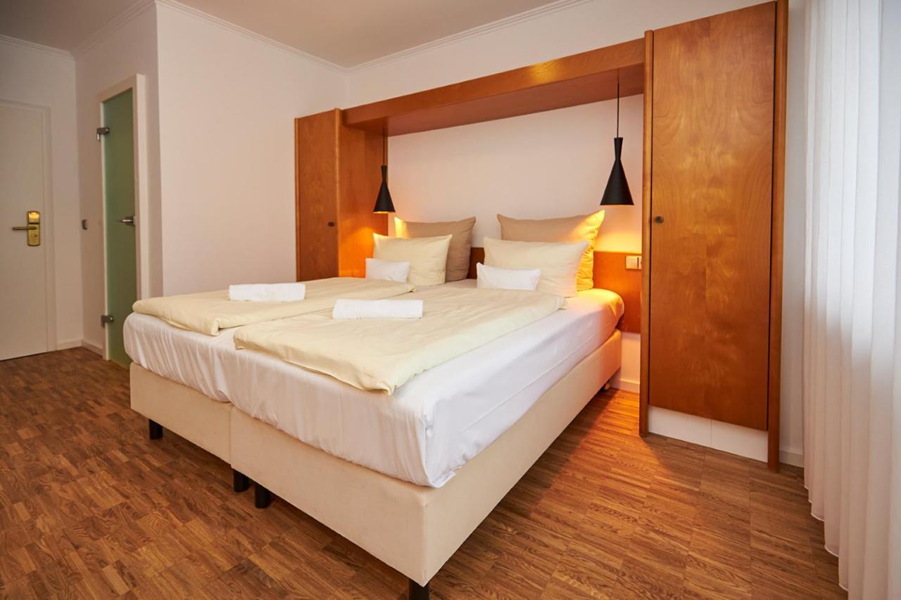 Erck- Flair Hotel & Restaurant Bad Schonborn Buitenkant foto